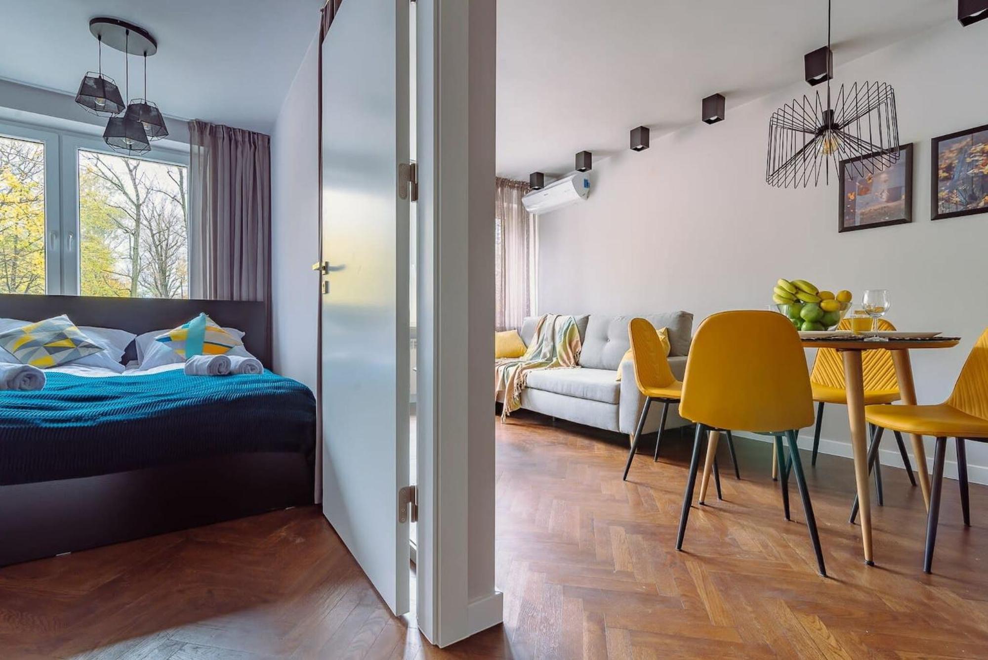 Bruna 2 - Charming Apartment By Noclegi Renters Varsovie Extérieur photo